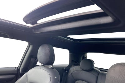 MINI Cooper SE Yours