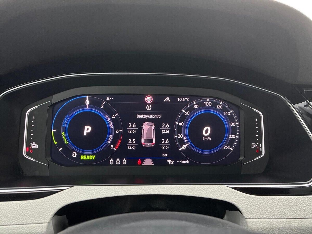 VW Passat GTE+ Variant DSG billede 14