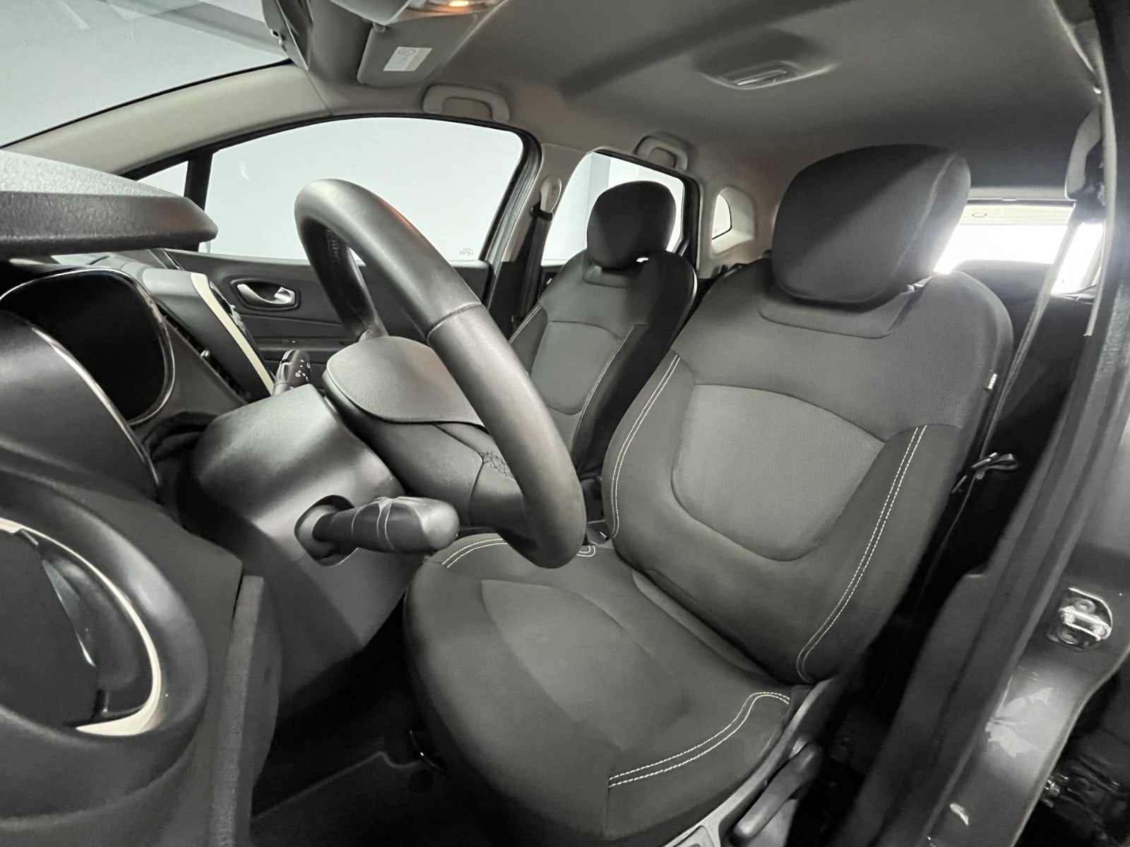 Billede af Renault Captur 1,5 dCi 90 Zen EDC