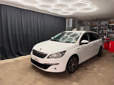 Peugeot 308 1,6 BlueHDi 120 Style SW 5d