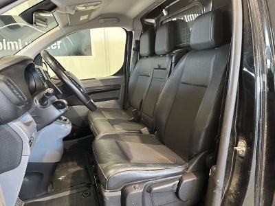 Peugeot Expert BlueHDi 122 L3 Plus EAT8 Van