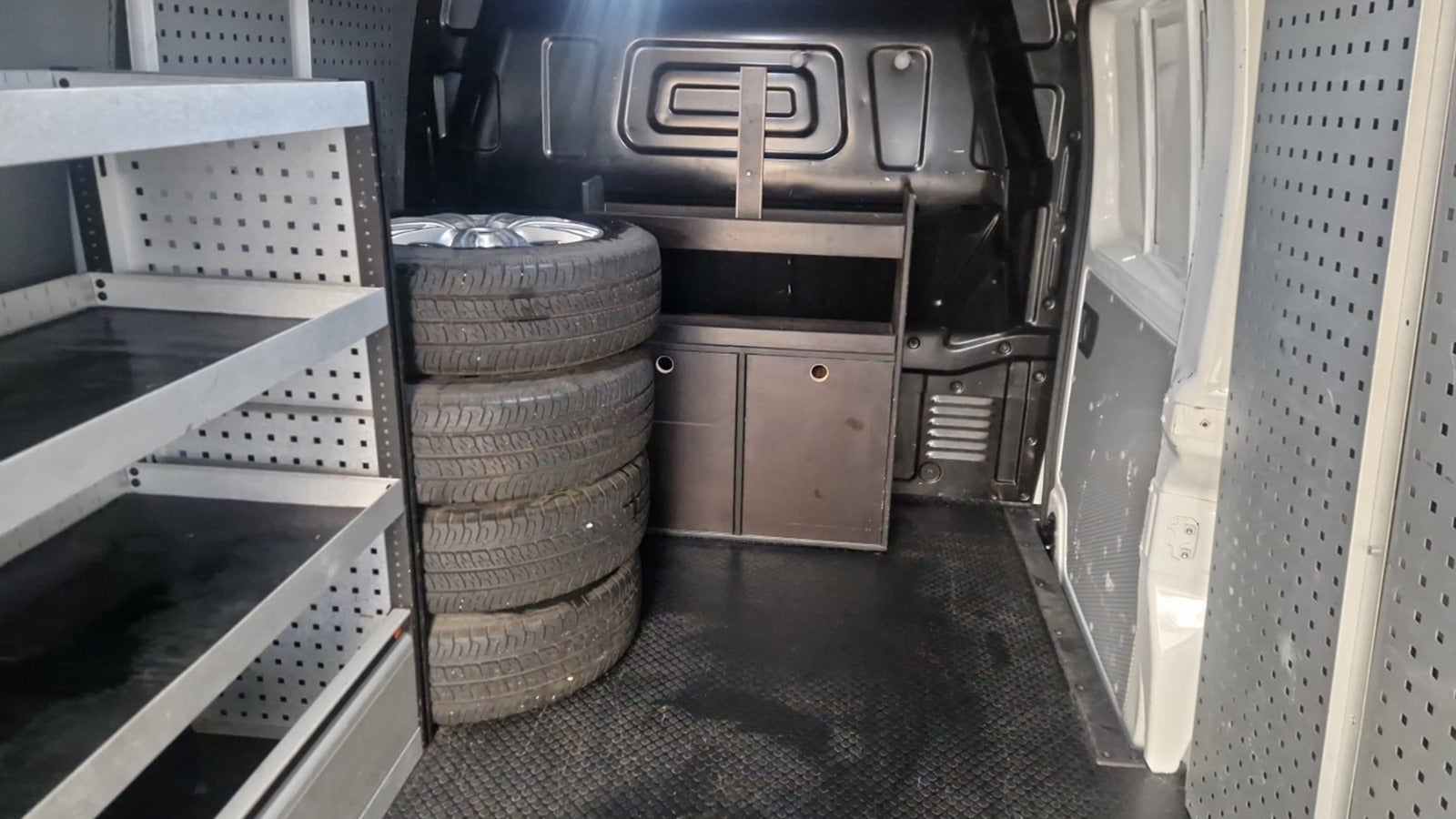 Billede af Maxus e-Deliver 3 52 Cargo Van LWB