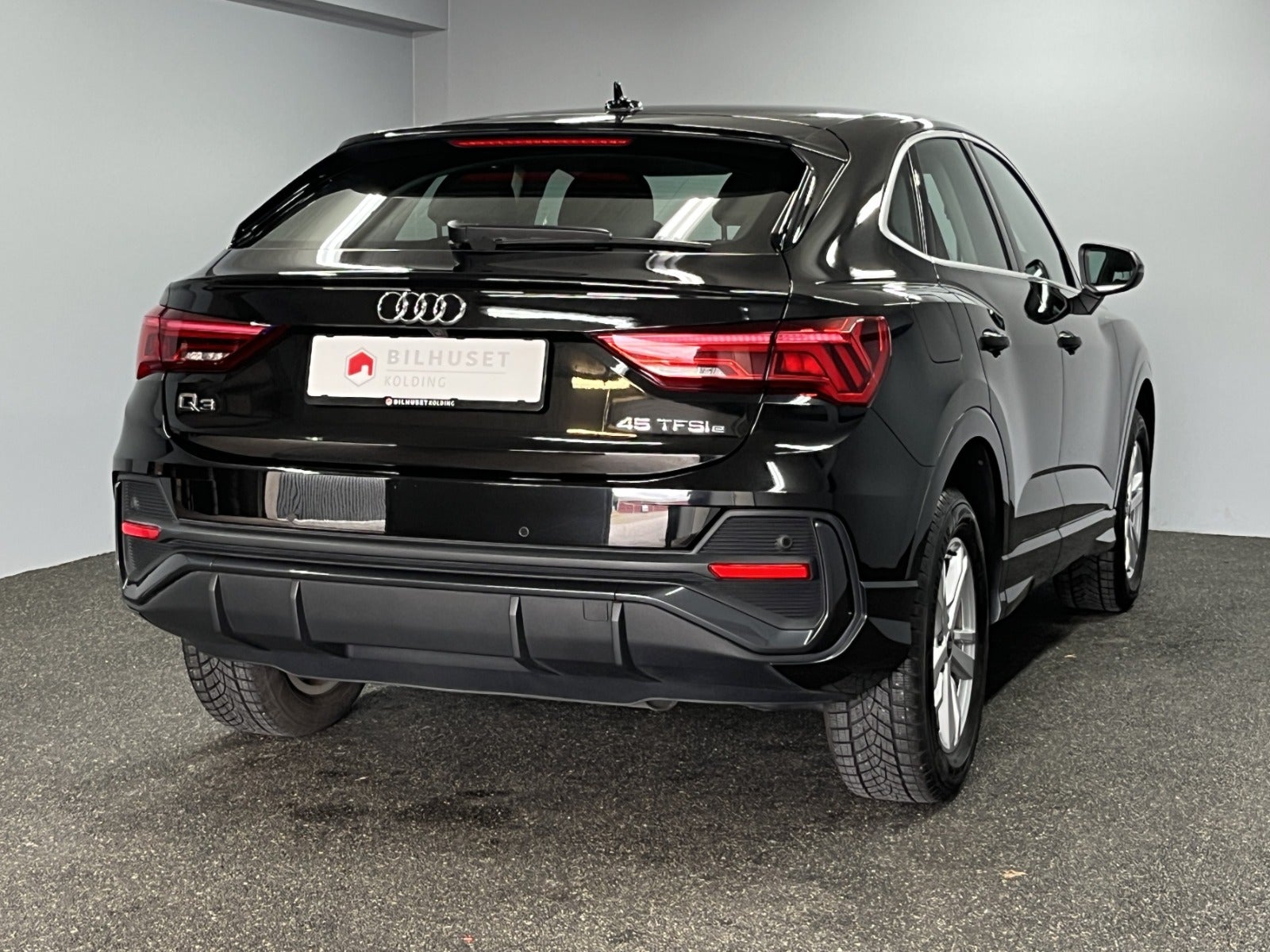 Billede af Audi Q3 45 TFSi e Attitude plus Sportback S-tr.