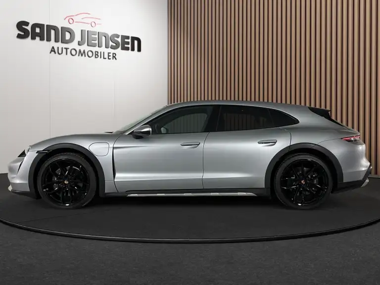 Porsche Taycan 4 Performance+ Cross Turismo
