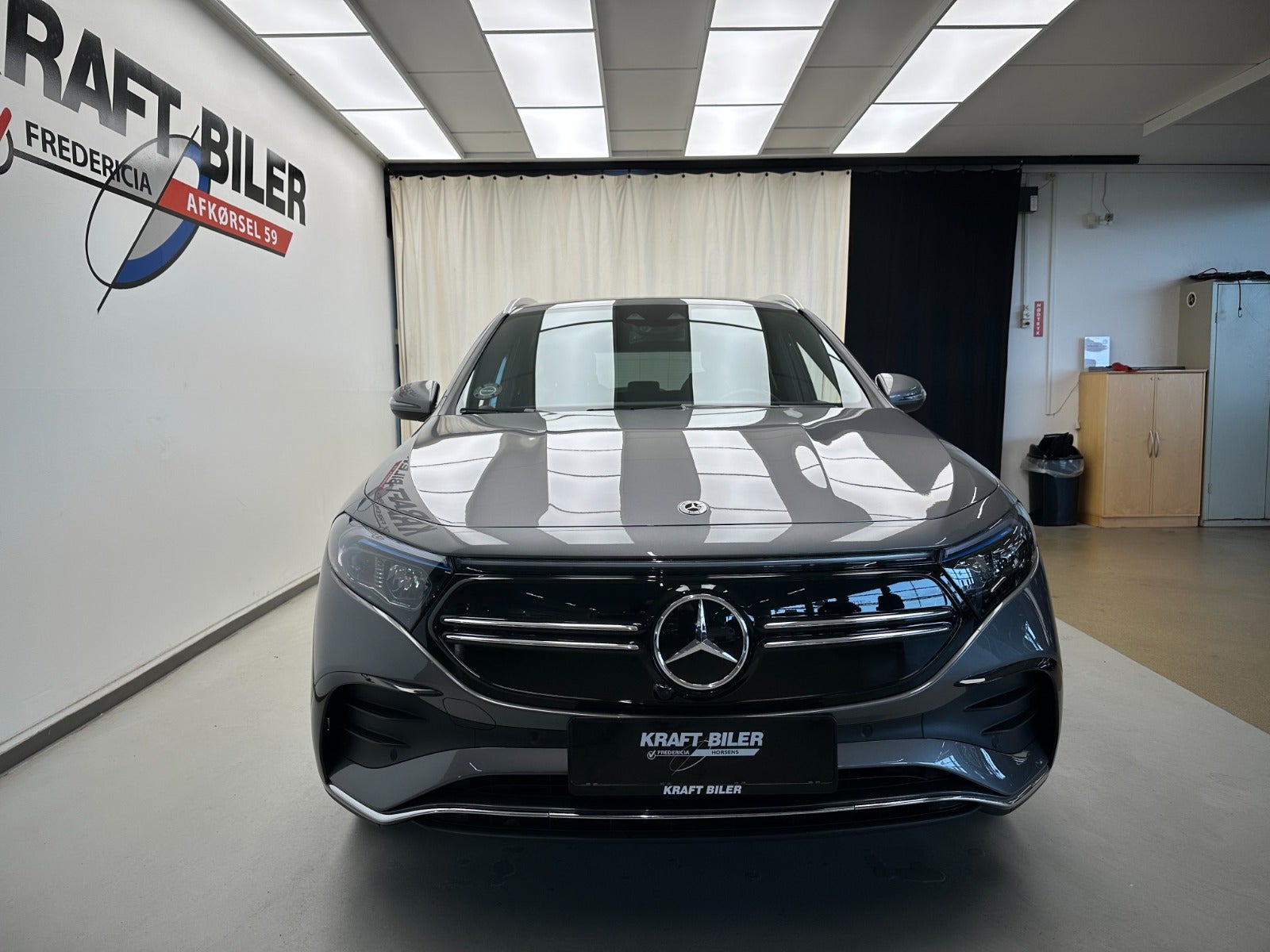 Billede af Mercedes EQA350  AMG Line 4Matic