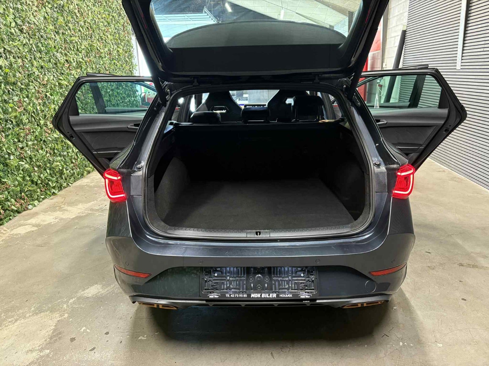 Billede af Seat Leon 1,4 eHybrid Cupra Sportstourer DSG