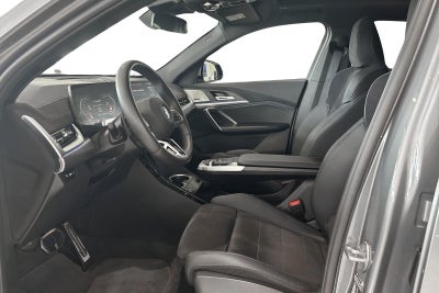 BMW iX2 xDrive30 M-Sport BMW iX2 xDrive30 M-Sport - 4