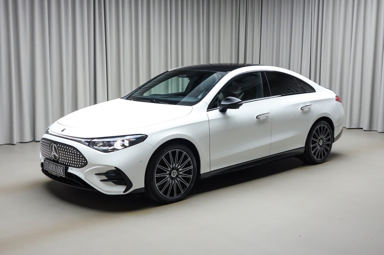 Mercedes-Benz CLA 250+ (1/8)