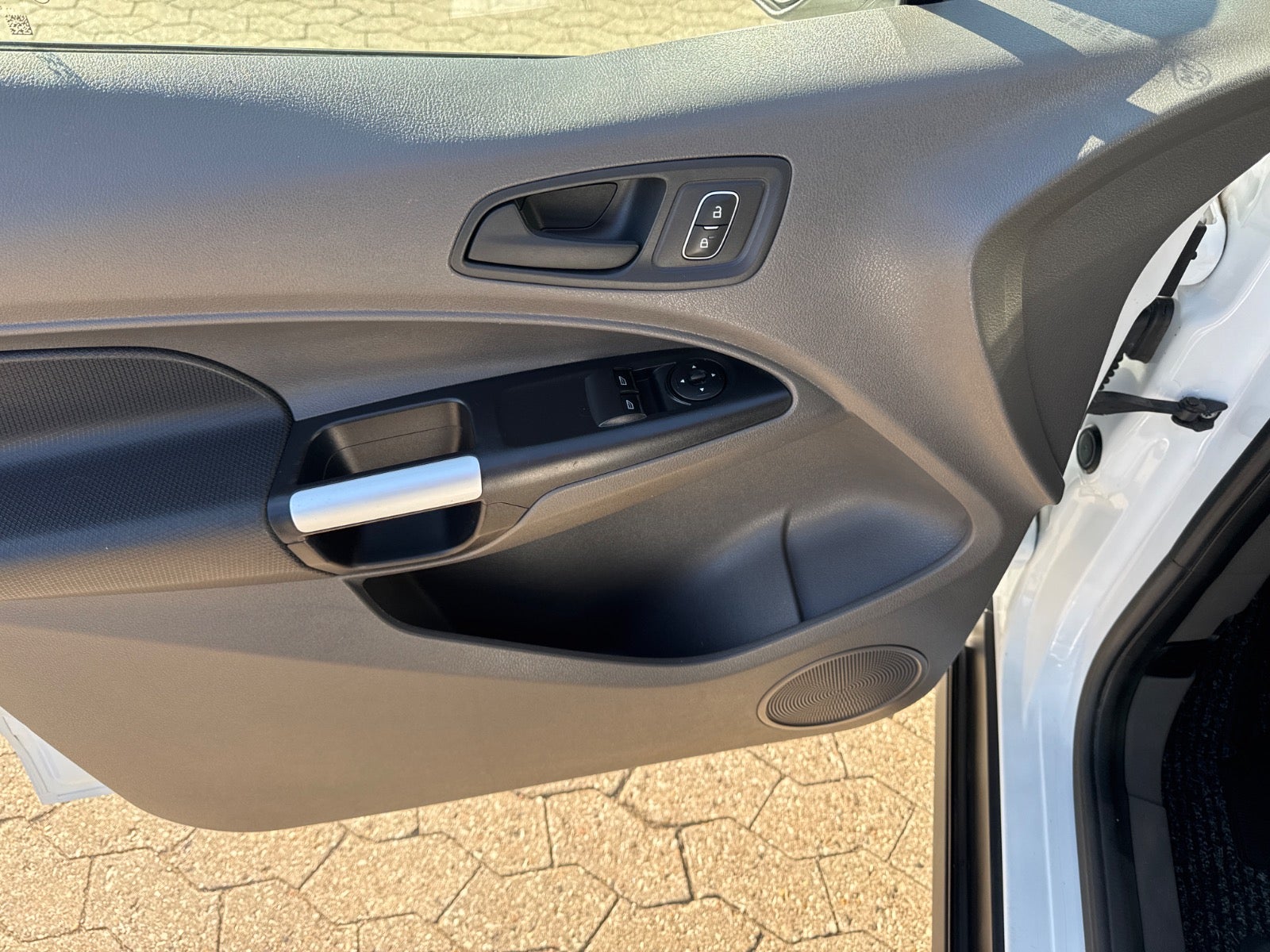 Ford Transit Connect SCTi 100 Trend kort