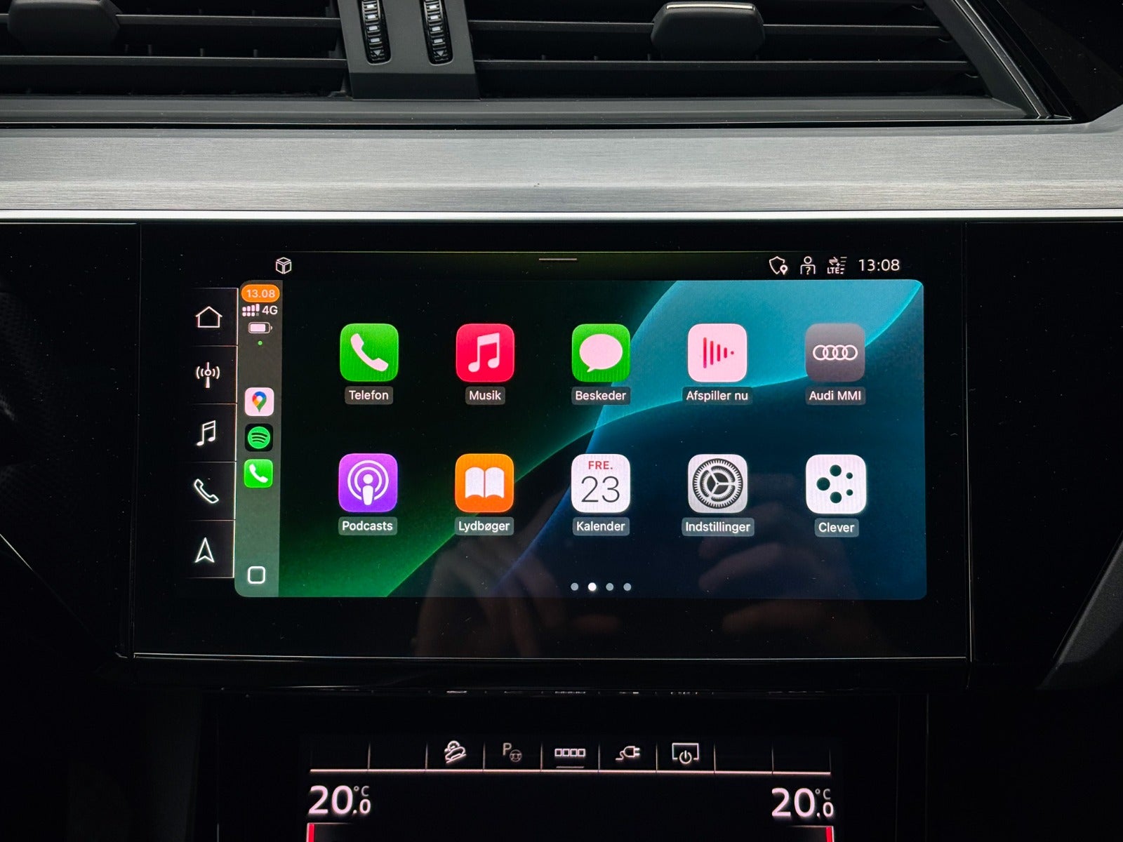Billede af Audi e-tron 55 S-line quattro