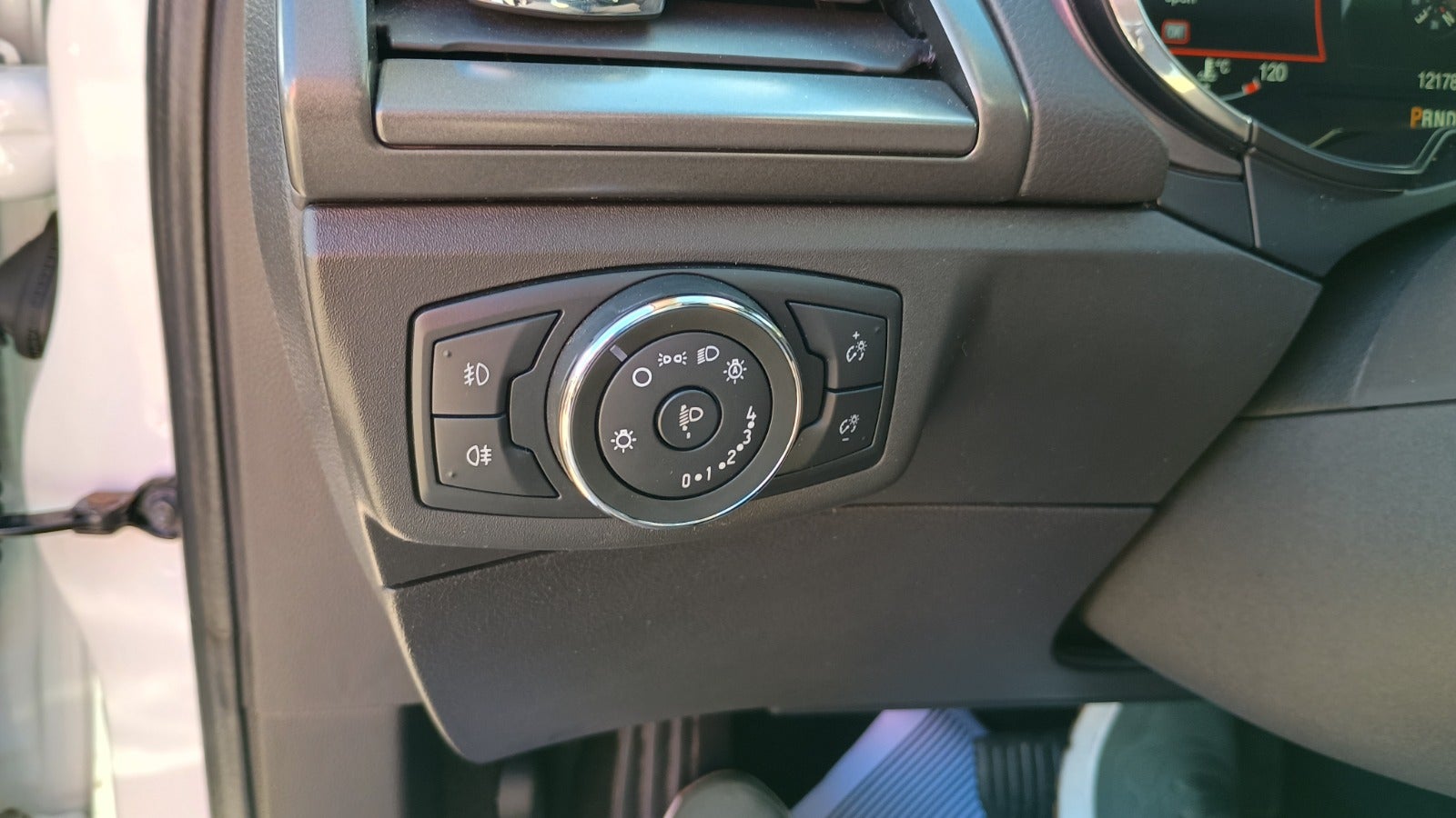 Billede af Ford Mondeo 1,5 SCTi 160 Titanium stc. aut.