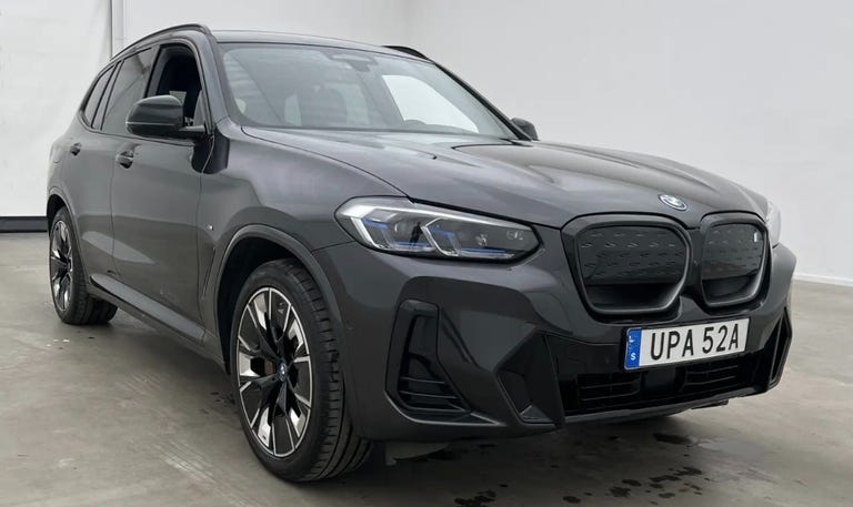 BMW iX3 Charged Plus M-Sport
