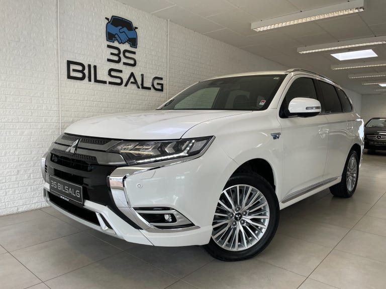 Mitsubishi Outlander PHEV Instyle CVT 4WD