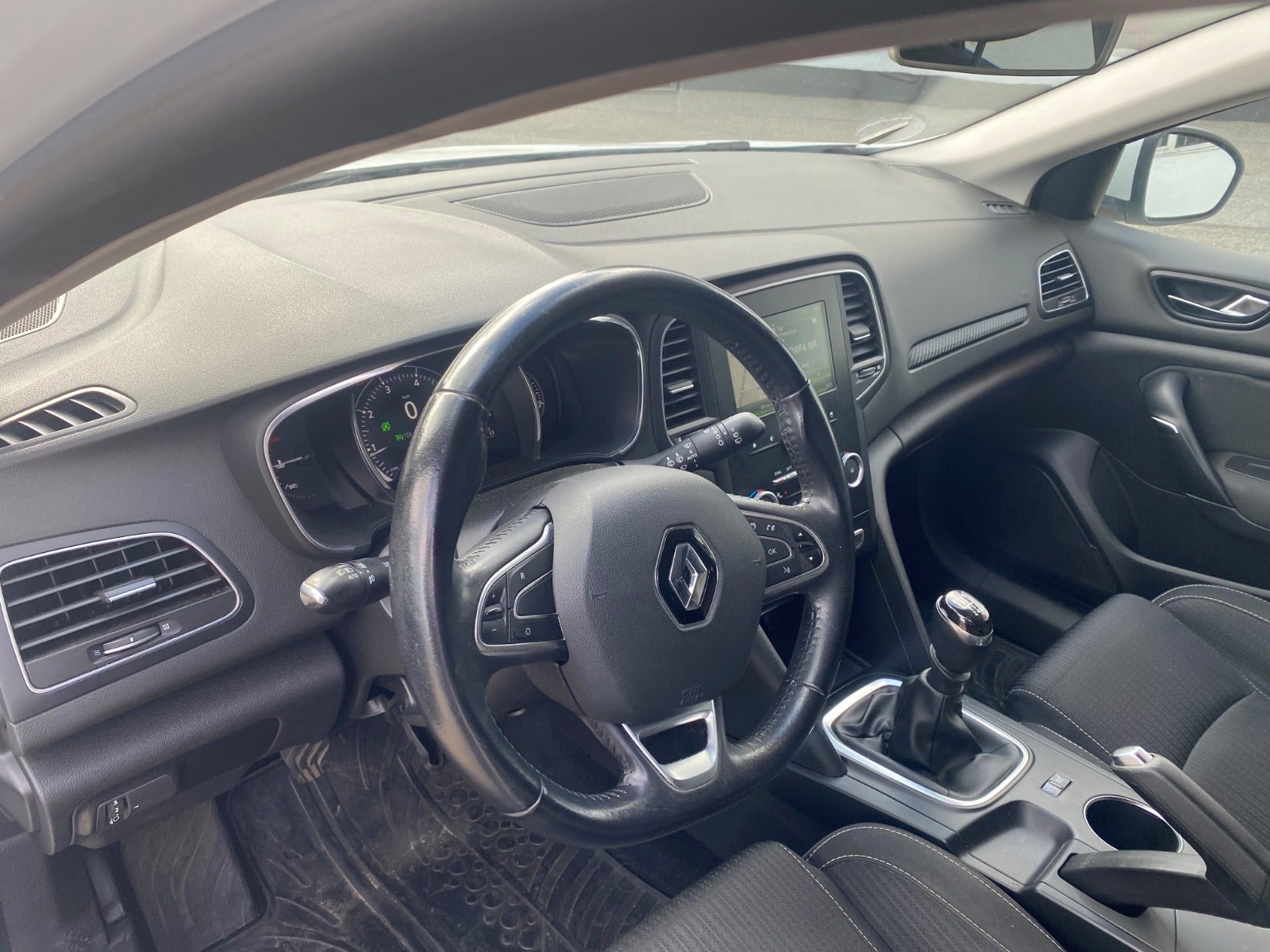 Billede af Renault Megane IV 1,2 TCe 100 Zen Sport Tourer