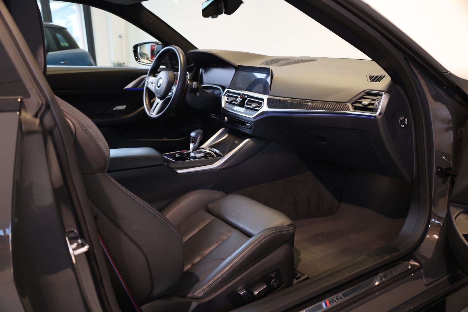 BMW M4 3,0 Coupé Competition xDrive aut. 2d - 18