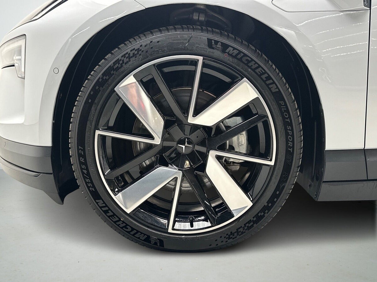 Polestar 4 Long Range billede 8