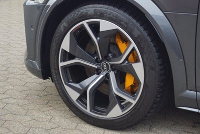 Audi e-tron S quattro