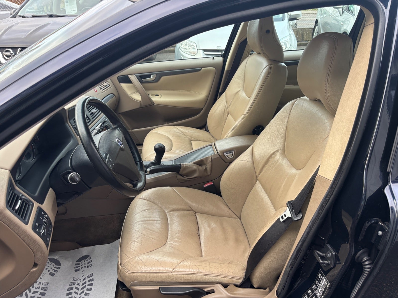 Volvo V70 140