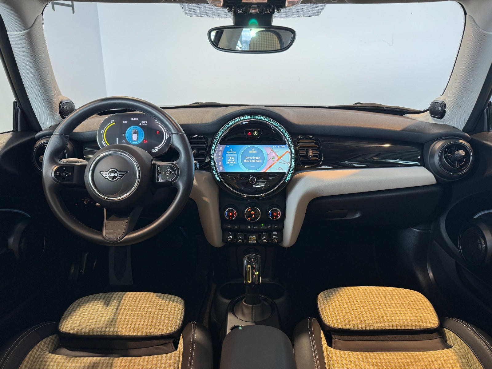 MINI Cooper SE Classic 3d - 5