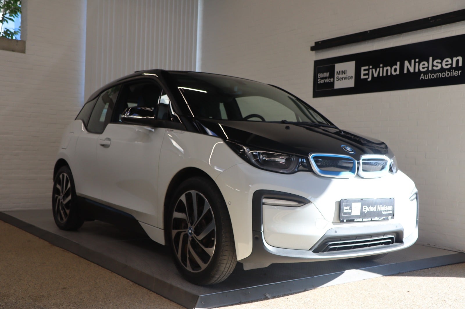 BMW i3 Charged