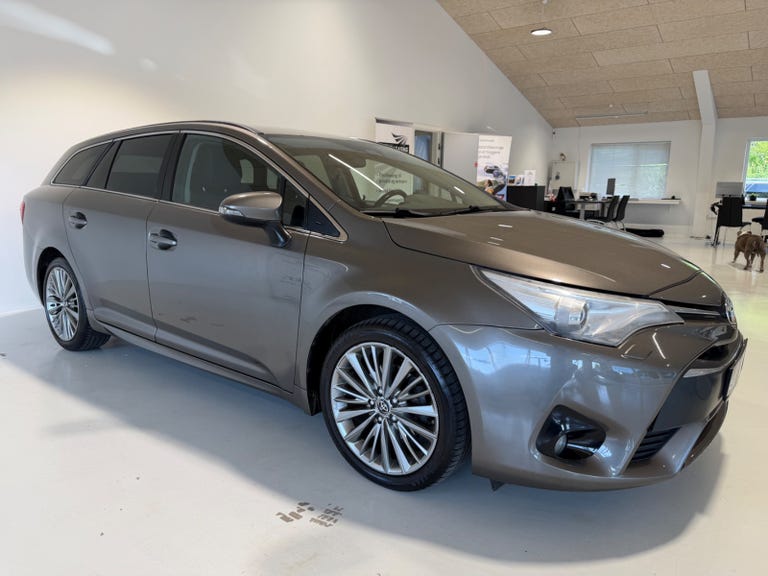 Toyota Avensis VVT-i T1 Touring Sports