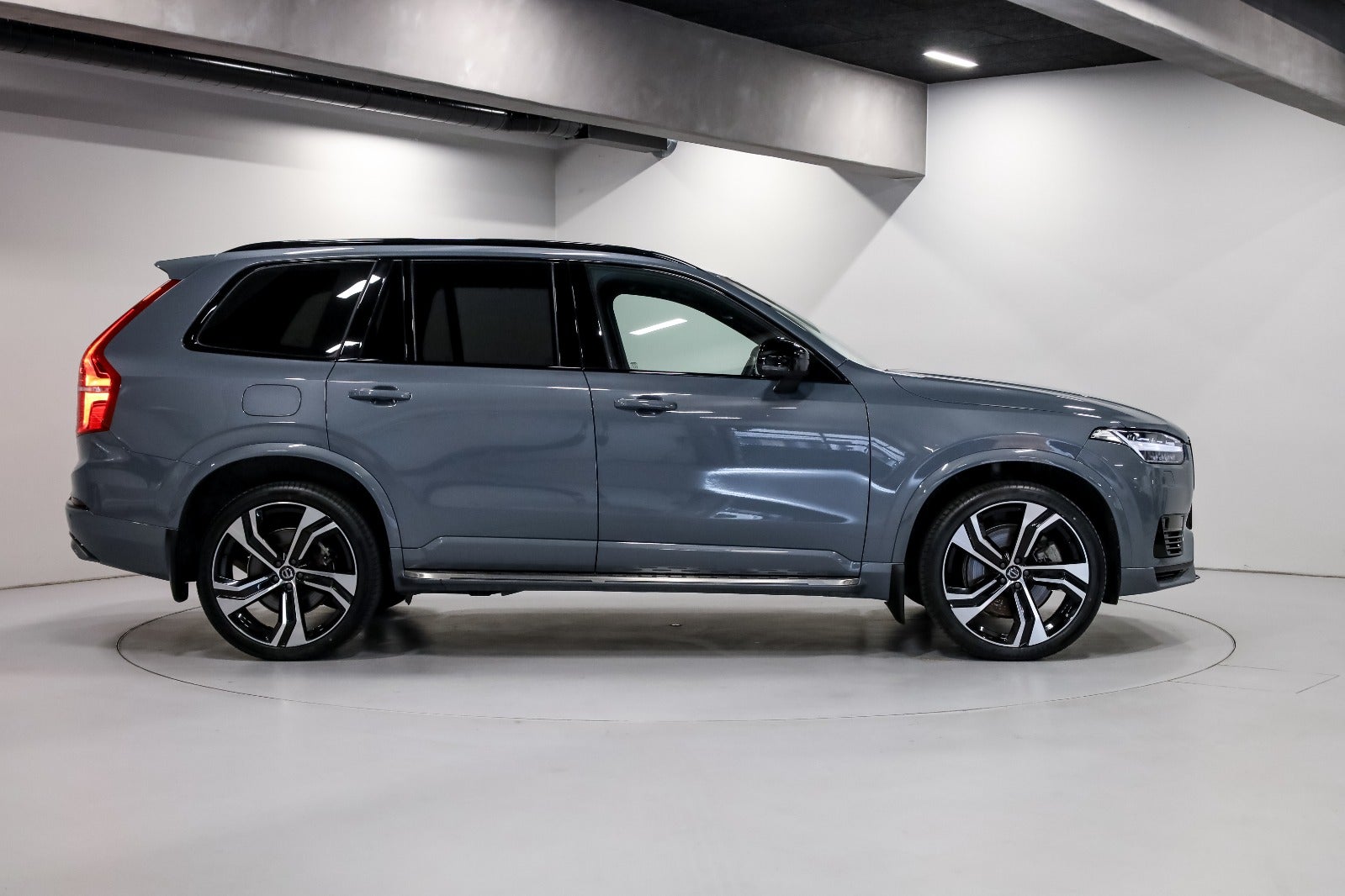 Volvo XC90 2,0 T8 ReCharge R-Design aut. AWD 7prs