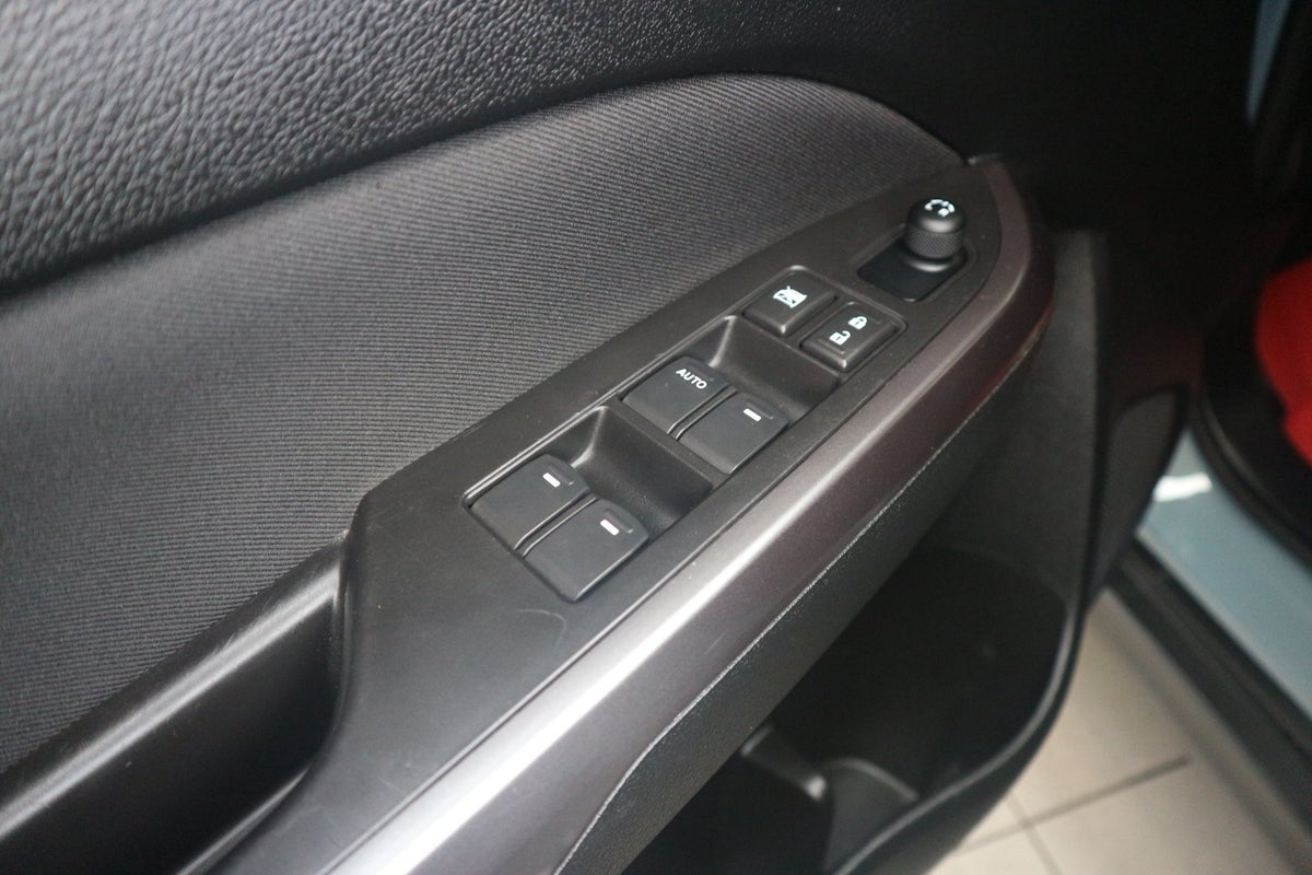 Suzuki Vitara mHybrid Active