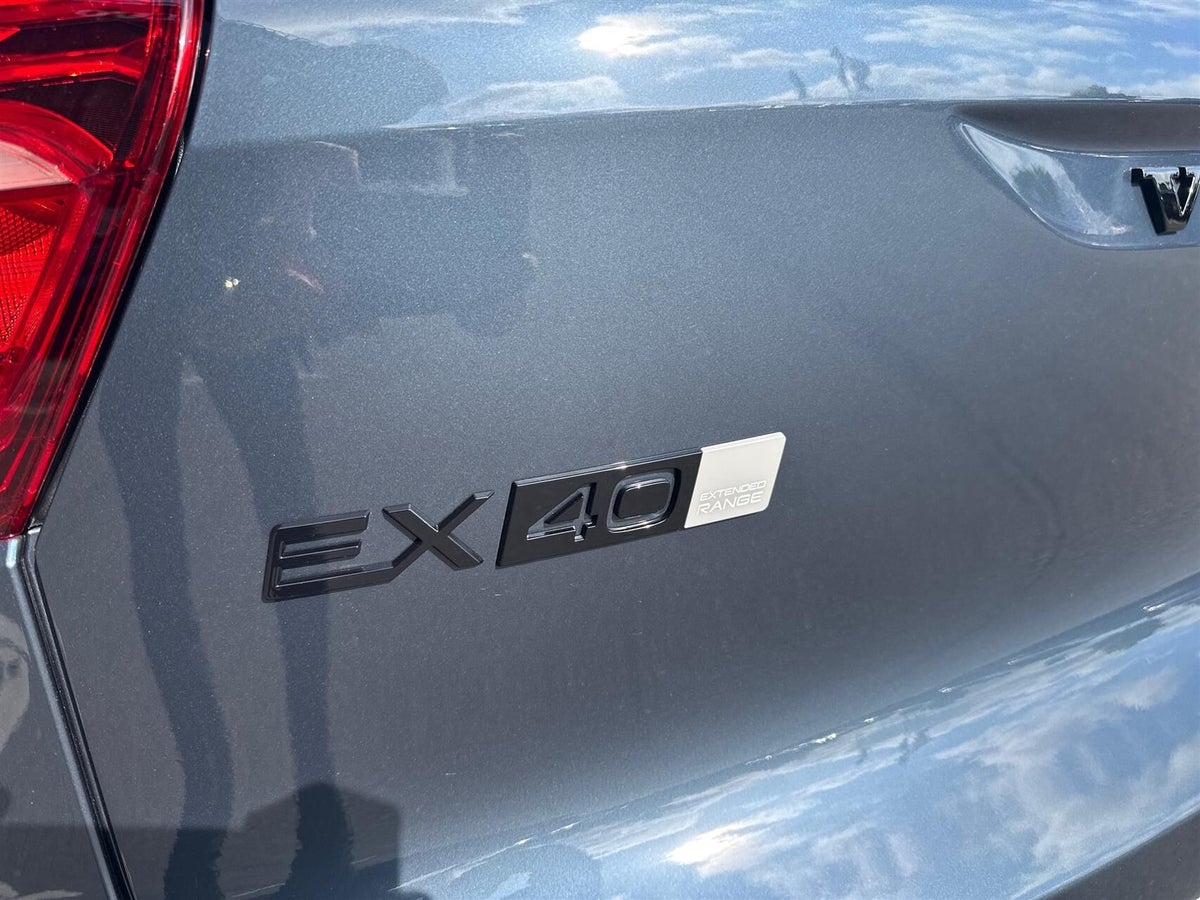 Volvo EX40 Extended Range Black Edition billede 15