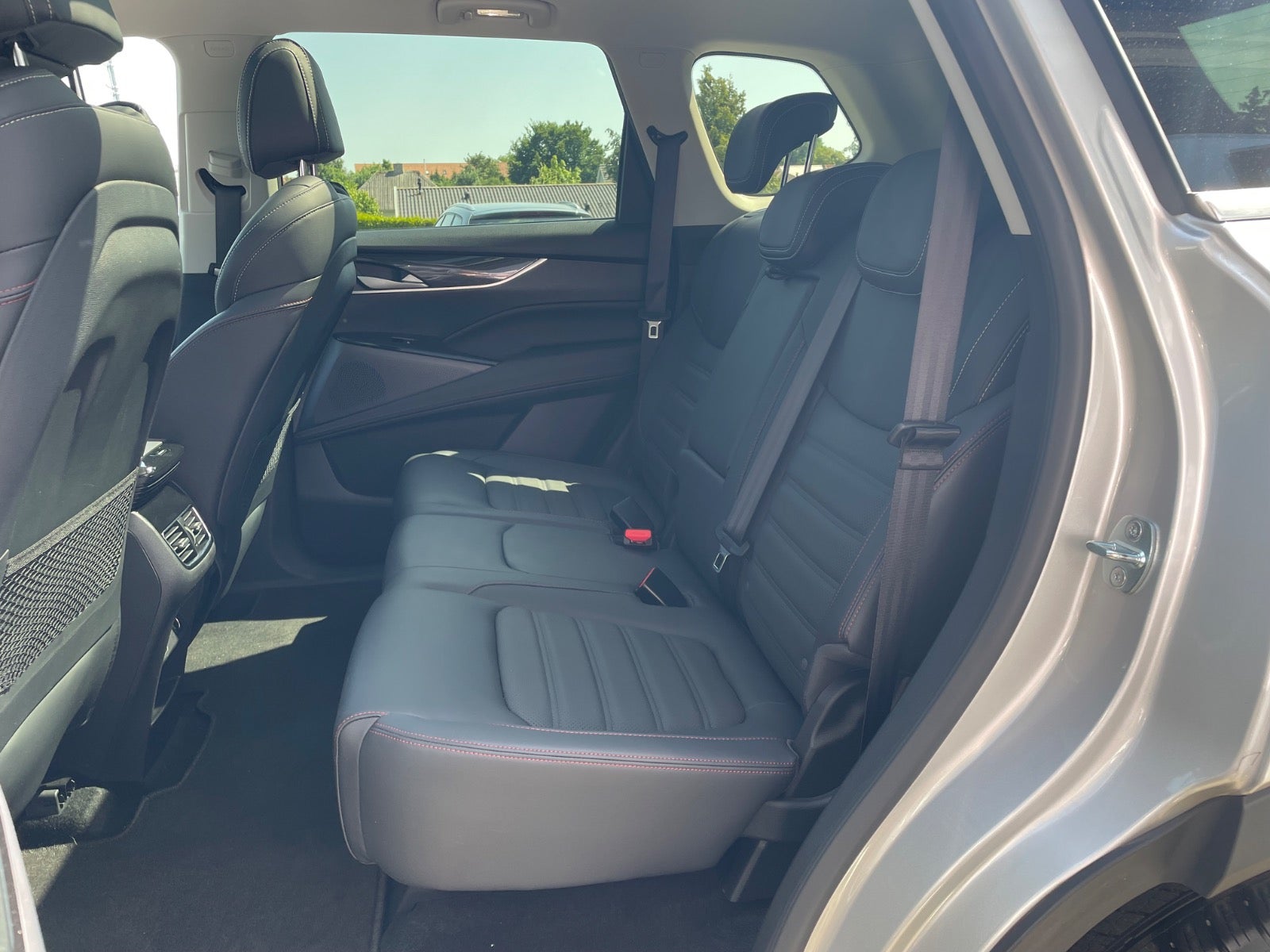 Billede af Maxus Euniq6 70 