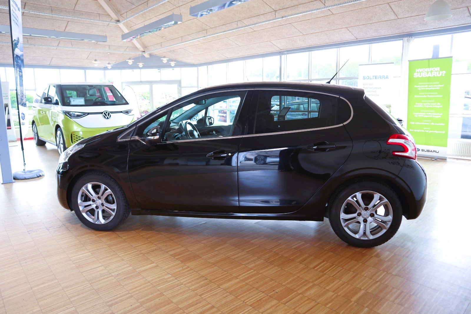 Billede af Peugeot 208 1,2 VTi Allure Sky