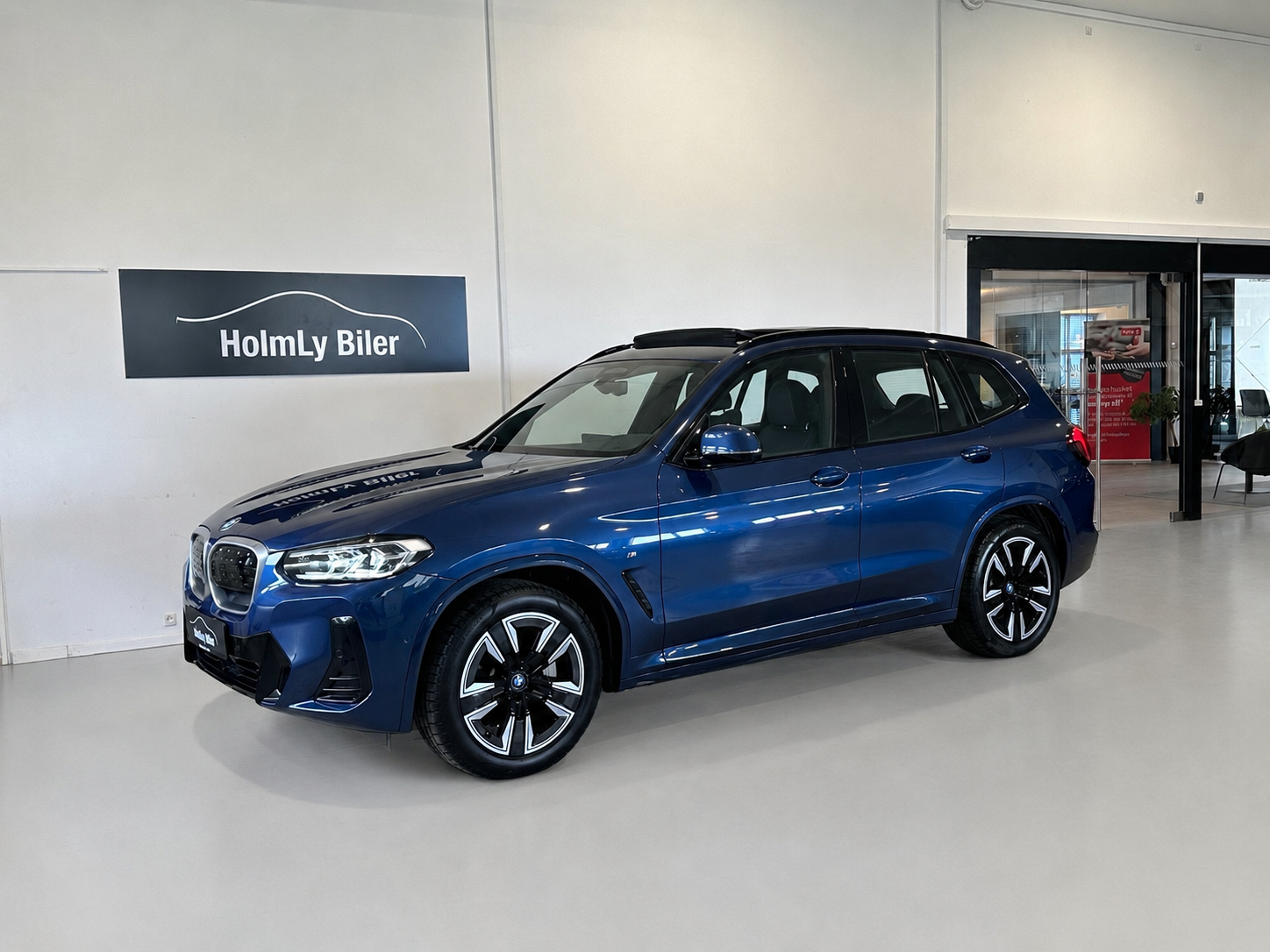BMW iX3 Charged M-Sport