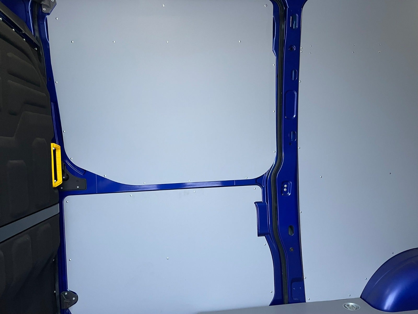 Billede af Iveco Daily 3,0 35S21 12m³ Van AG8