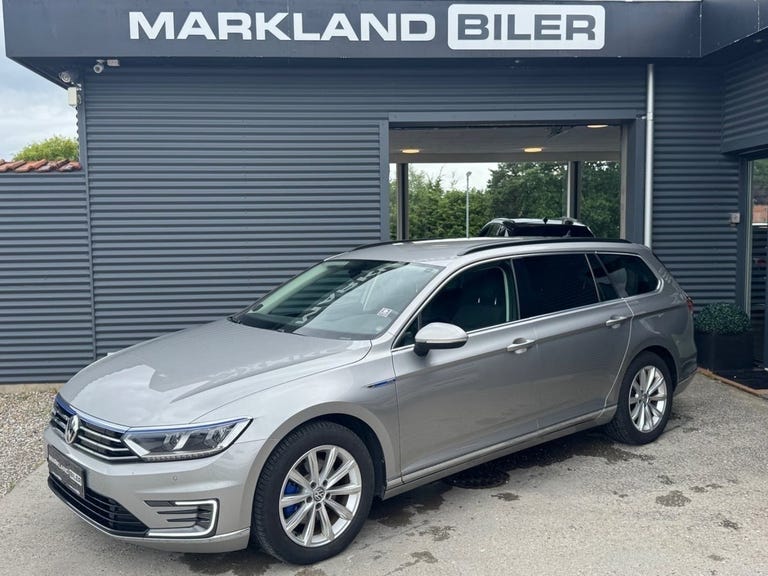 VW Passat GTE Variant DSG