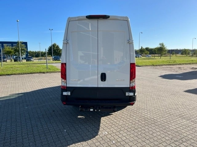 Billede af Iveco Daily 3,0 50C18 12m³ Van AG8