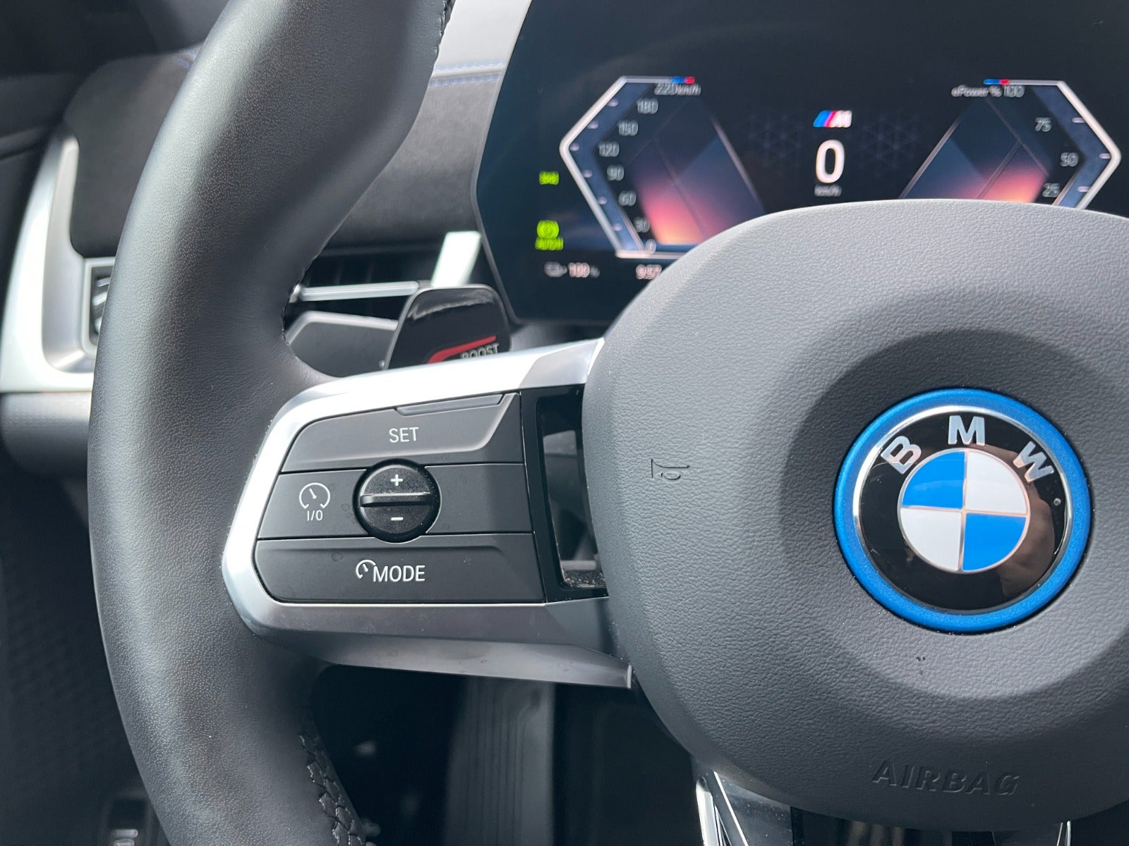 BMW iX1 eDrive20 M-Sport Premium 5d - 13