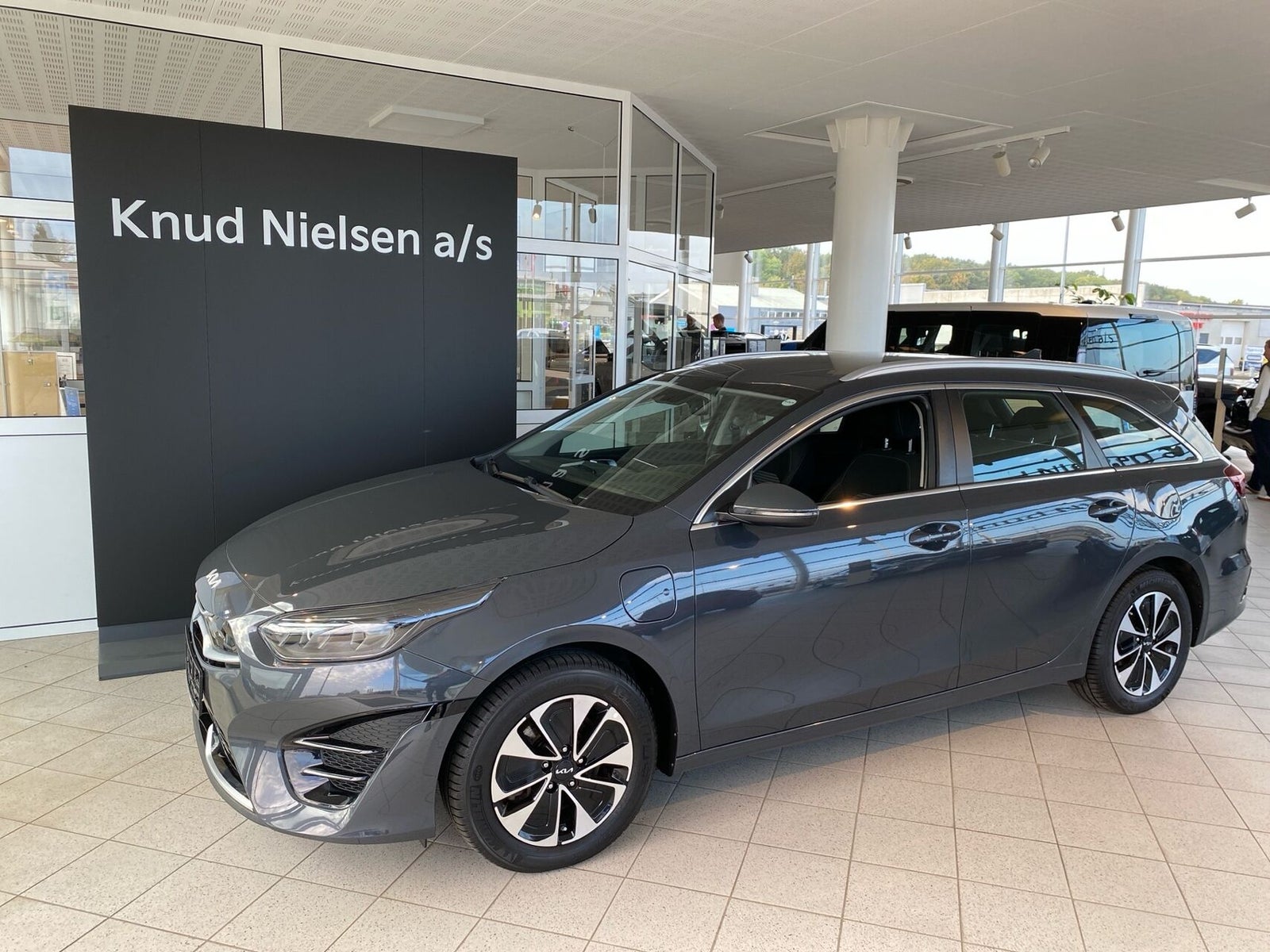 Kia Ceed PHEV Prestige SW DCT