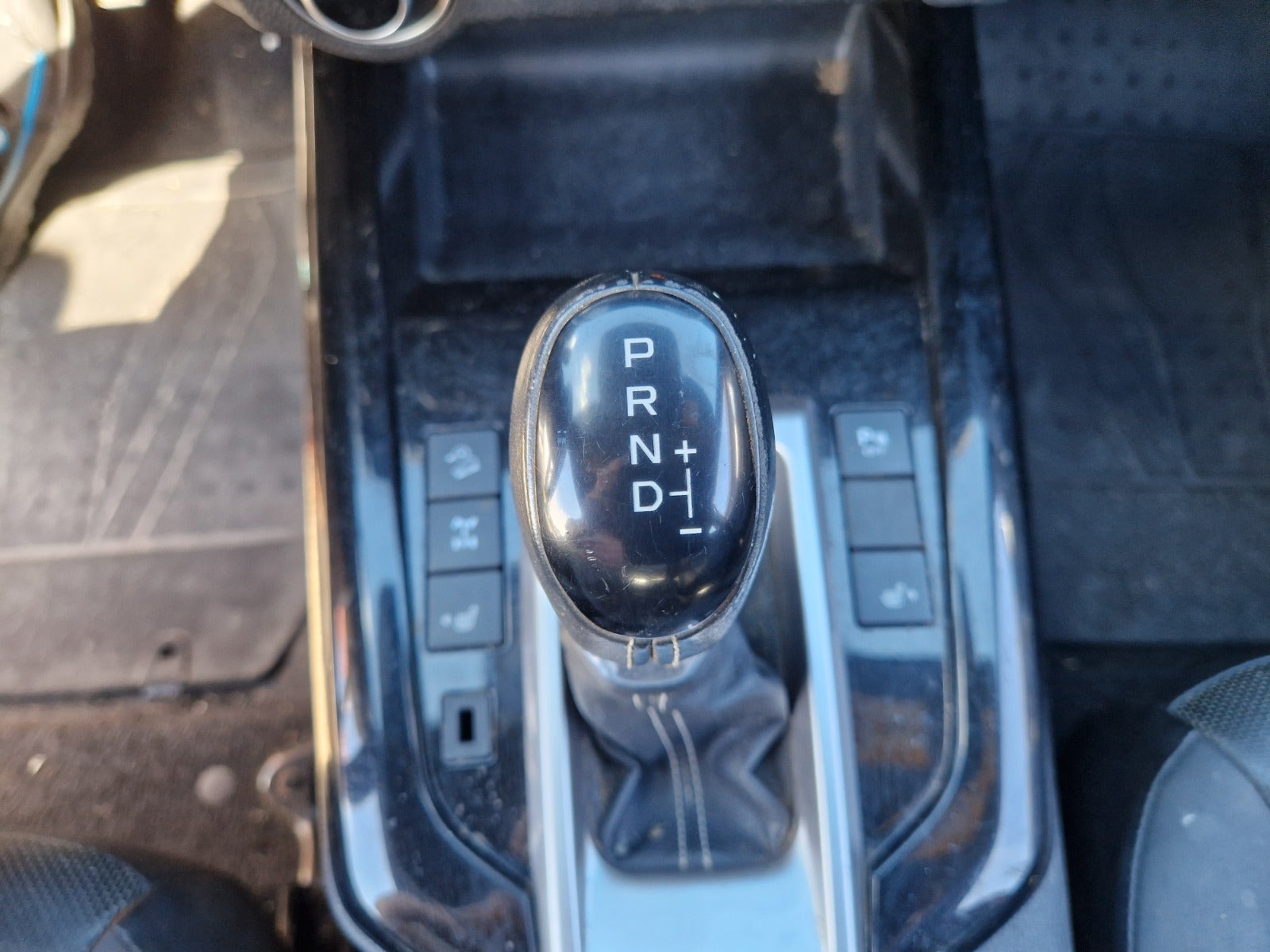 Billede af Isuzu D-Max 1,9 TD 163 Crew Cab Mandskabsvogn aut.