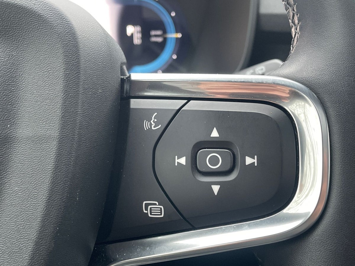 Volvo EX40 Twin Performance Ultra Black Edition billede 18