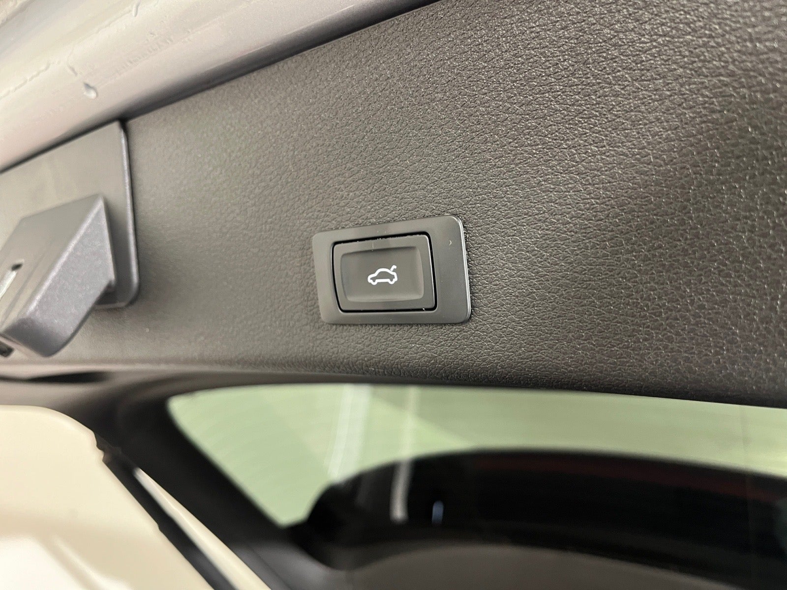 Audi e-tron Advanced quattro