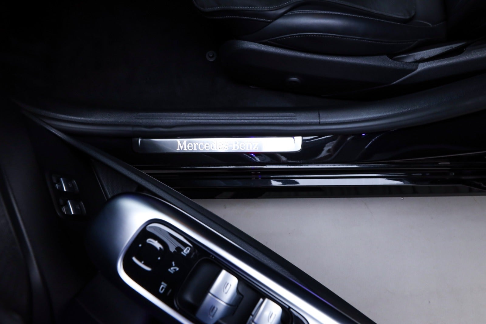Mercedes-Benz C 300 e