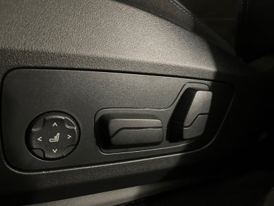 BMW iX2 xDrive30 Supercharged