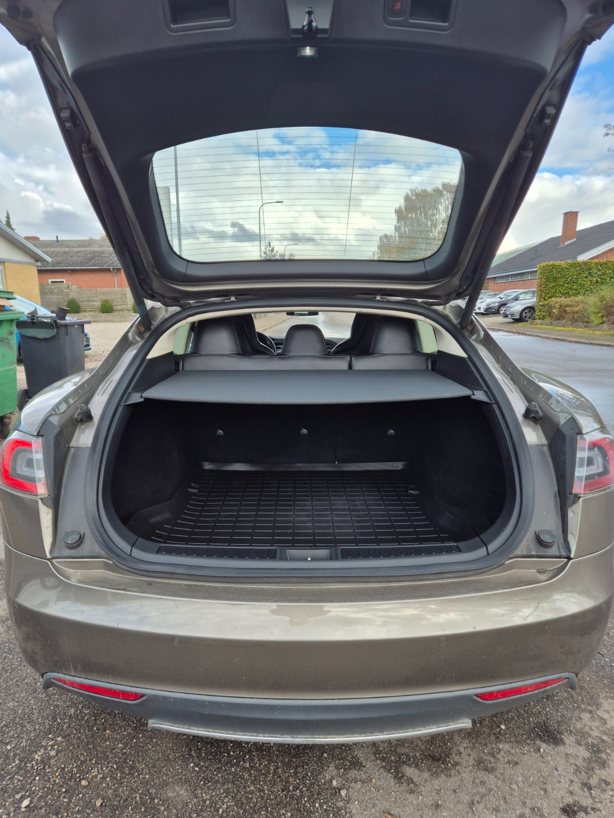 Billede af Tesla Model S  85D