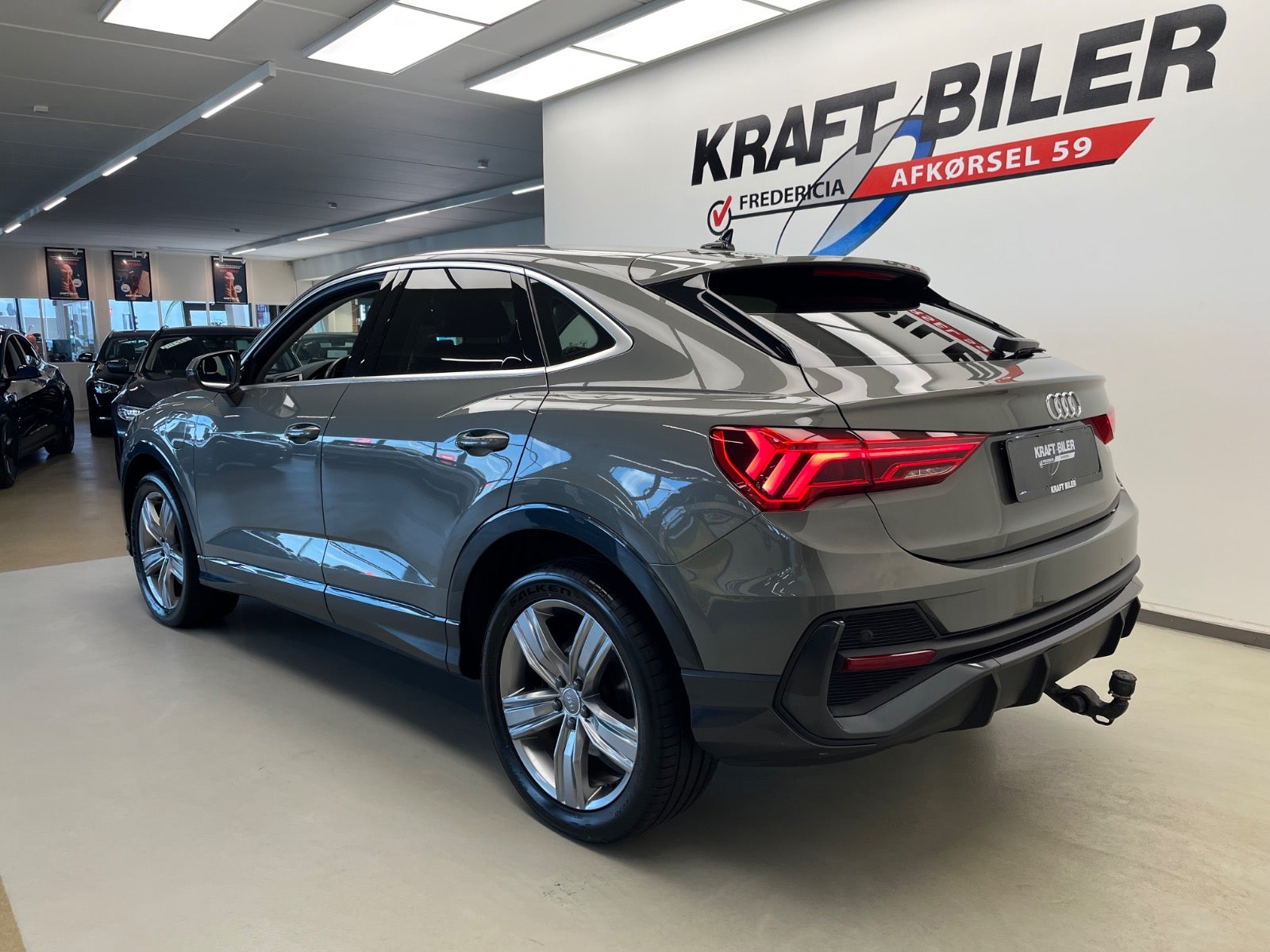 Billede af Audi Q3 45 TFSi e Attitude plus Sportback S-tr.