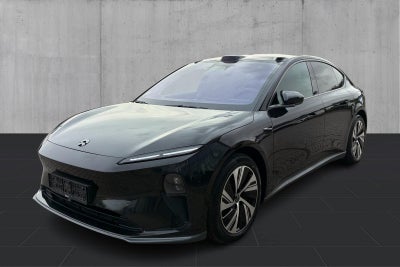 NIO ET5 75 Standard Range 4d