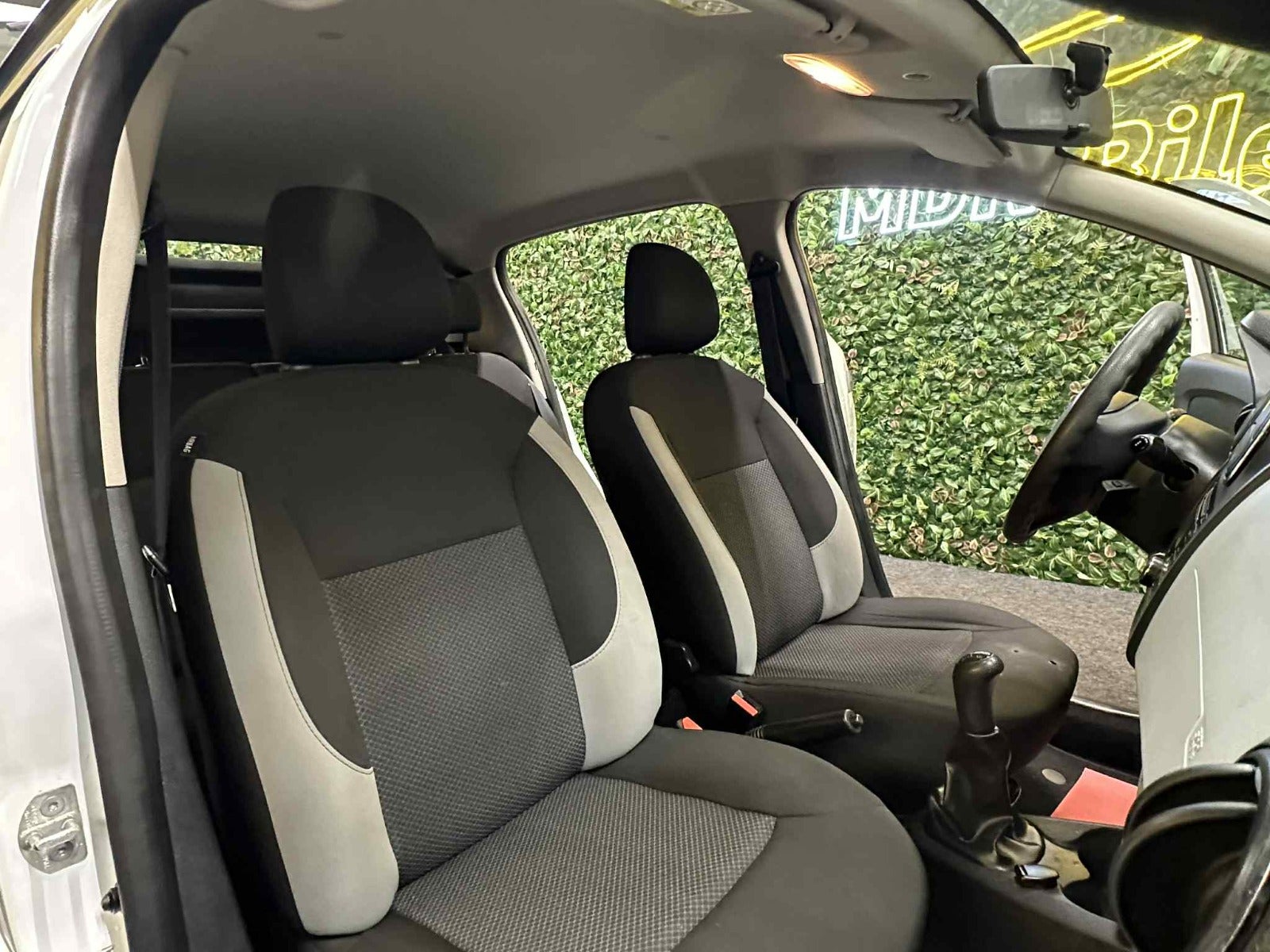 Billede af Dacia Sandero 1,2 16V Base