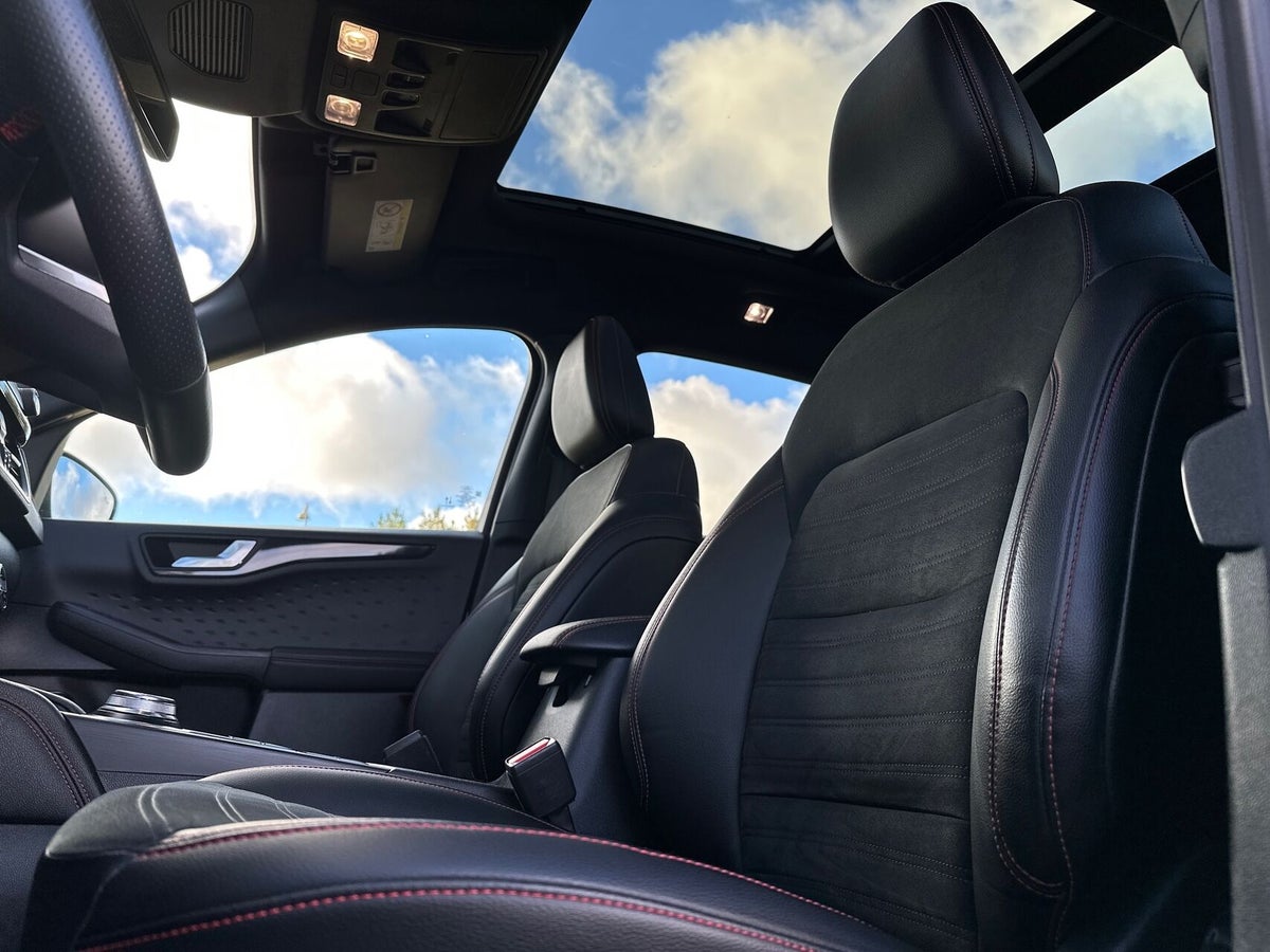 Ford Kuga PHEV ST-Line X CVT billede 18