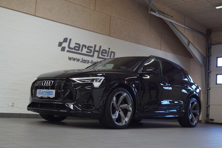 Audi e-tron S quattro