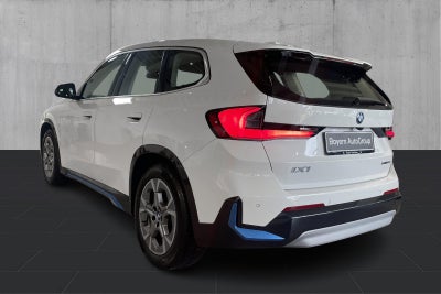 BMW iX1 xDrive30 X-Line - 2