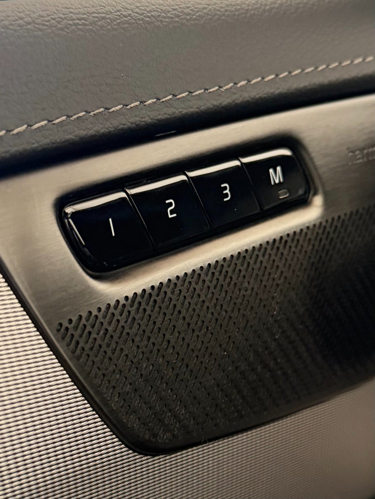 Billede af Volvo XC90 2,0 T8 ReCharge Ultimate Dark aut. AWD 7prs