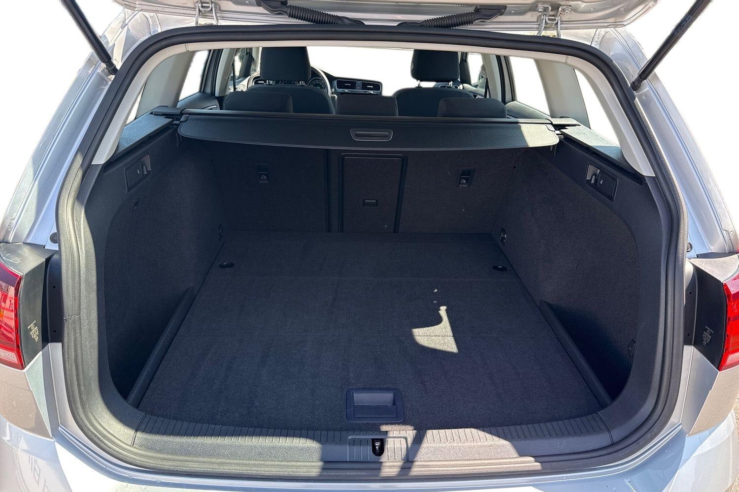 Billede af VW Golf VII 1,5 TSi 150 Comfortline Connect Variant DSG